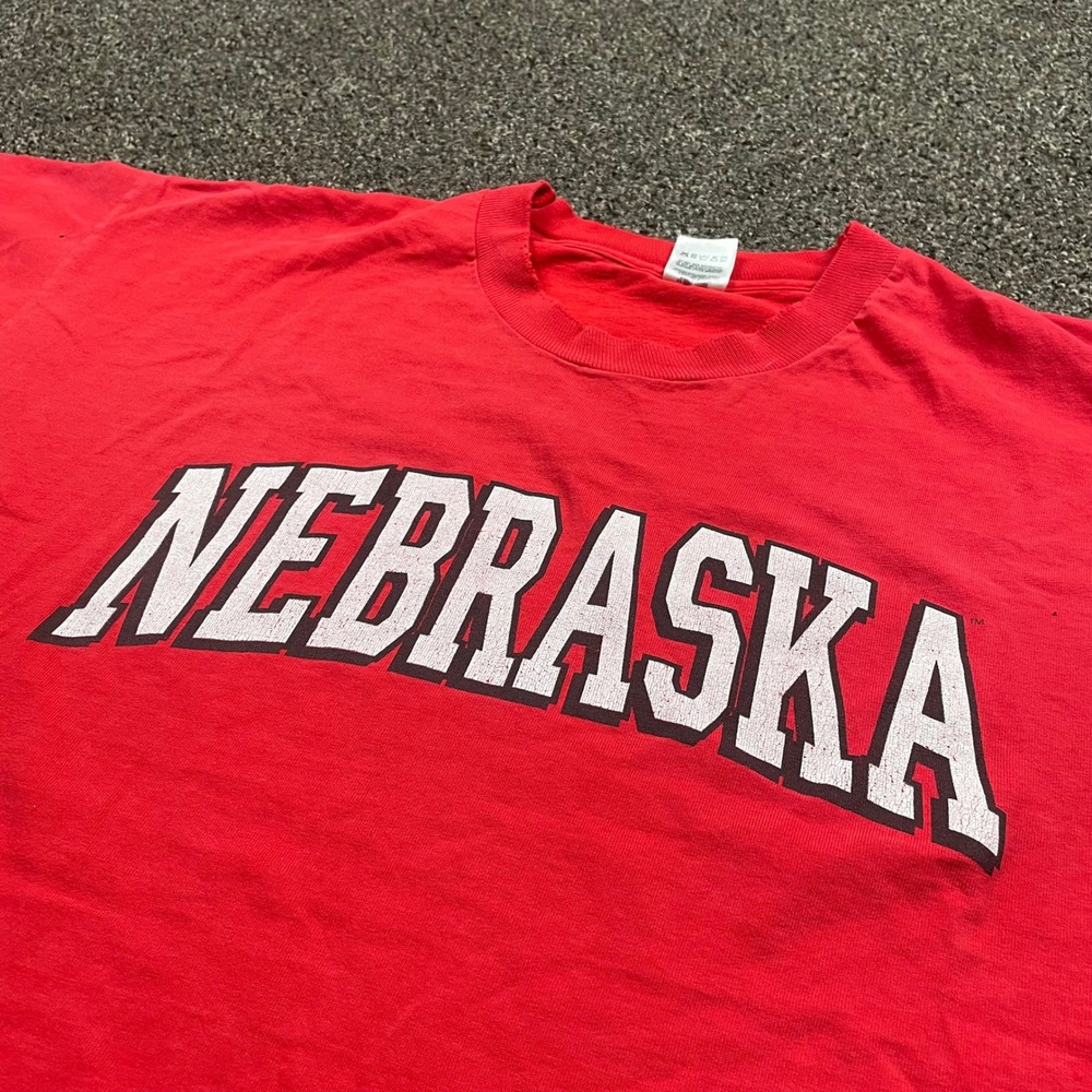 Vintage Fruit of the Loom Nebraska T Shirt XL Red 90s Collegiate Distressed Tee - Picture 2 of 9